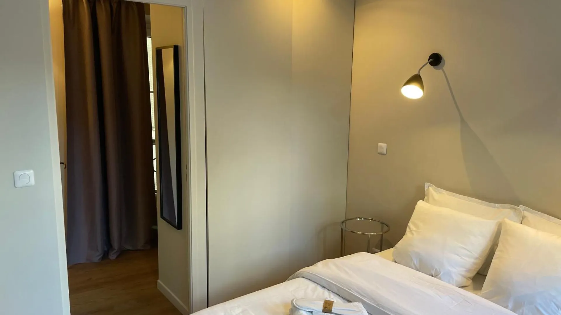 Appartement Familial Sur Cour - Au Coeur De Paris Apartment
